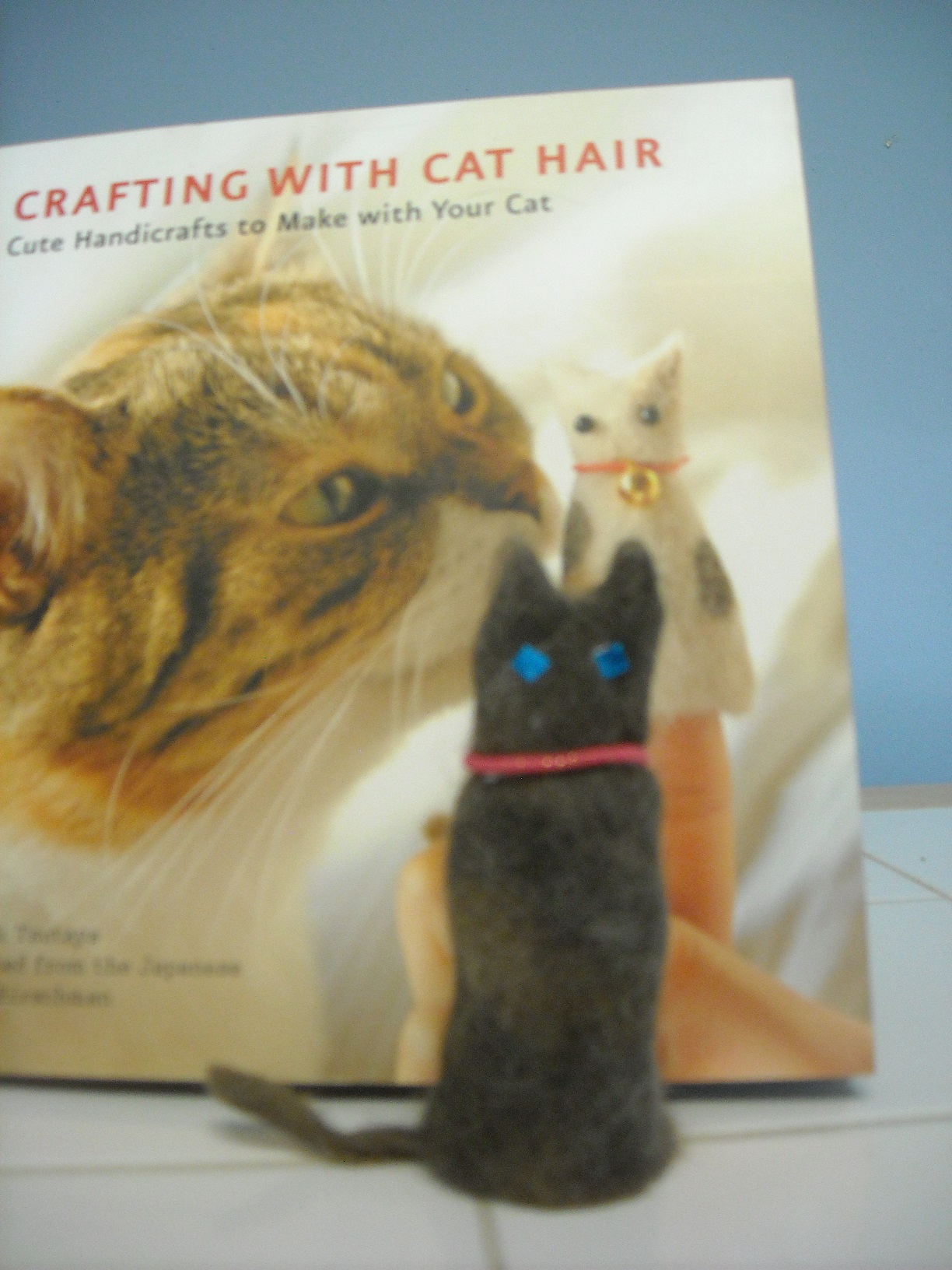 cat hair finger puppets