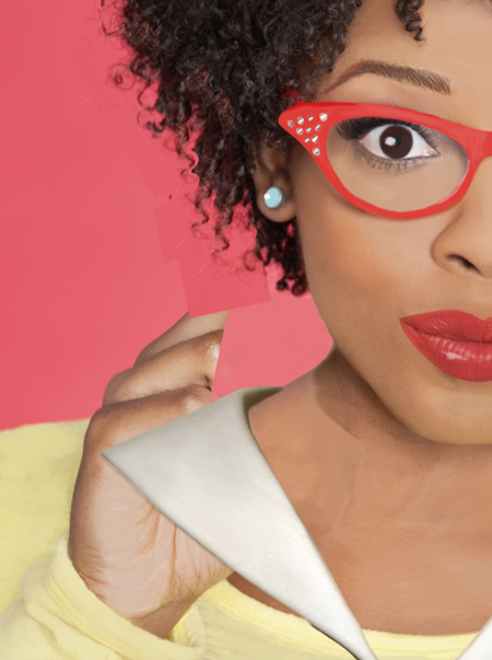 New-Lady_right-collar-neck-hand