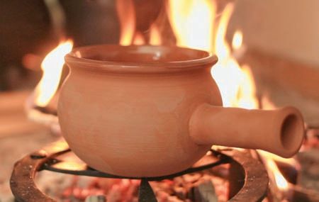 A pipkin (this is a reproduction, but you can see how it works)