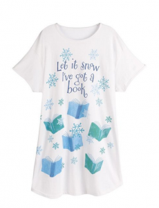 Long white nightshirt with snowflakes and books, that says let it snow I've got a book