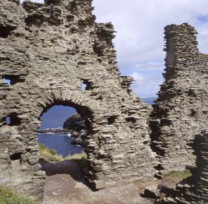 UK, ruin of Tintagel castle in Cornwall - home of King Arthur