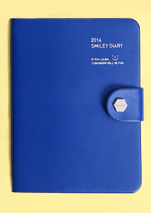 Mochi Things Smiley Diary - in ultramarine blue