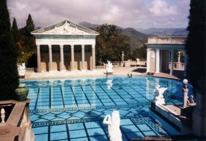 The Neptune pool, surrounded by Greek columns and statues