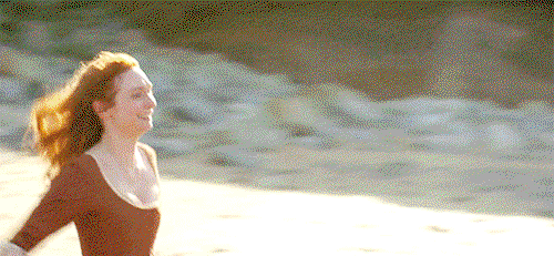 Demelza running into Ross's arms