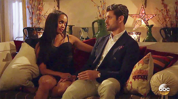 Peter and Rachel sit on a sofa in their last date and look tense.