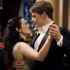 Ashton and Jules dancing