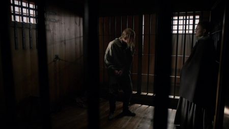 Bonnet is chained in a cell