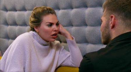 Hannah talks to Luke. She's clearly upset.