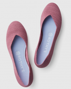 Round toe flat in a dusty pink woven merino wool