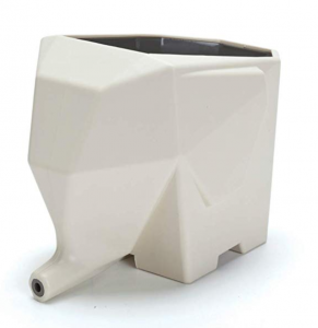 Angular elephant dish with a draining hole in the trunk to let water go down the sink