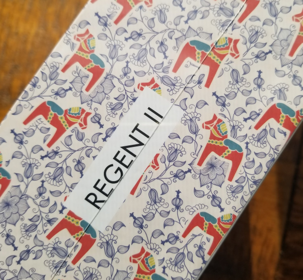 Sudio Regent II pattern is tiny red horses I think