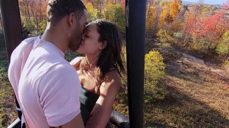 Matt and Michelle make out