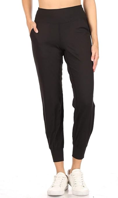 Black joggers with pockets and cuffs 